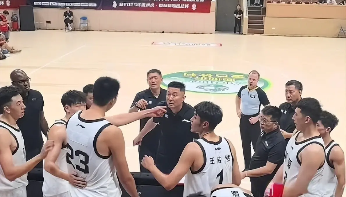 div, 跟队, 王少杰下狠