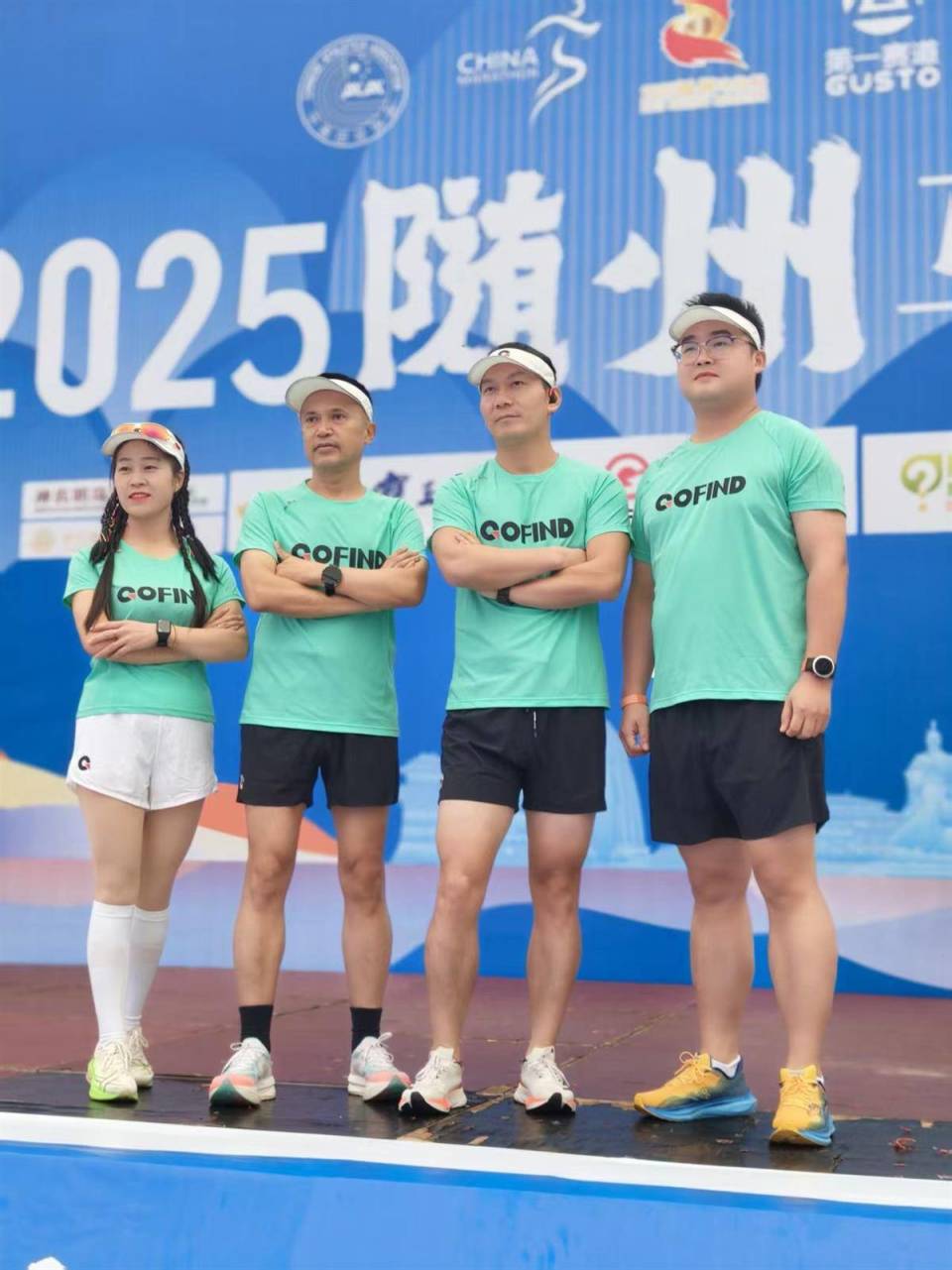 cC, 赛道上, 兔子 cC, 赛道上, 兔子